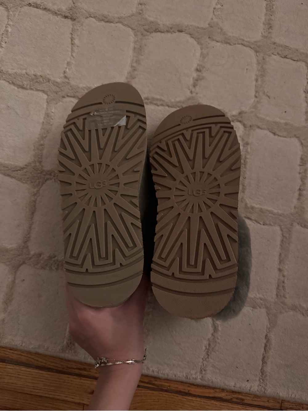 UGG Green Tazzelle - Picture 3 of 3